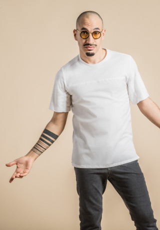 B-SHIRT