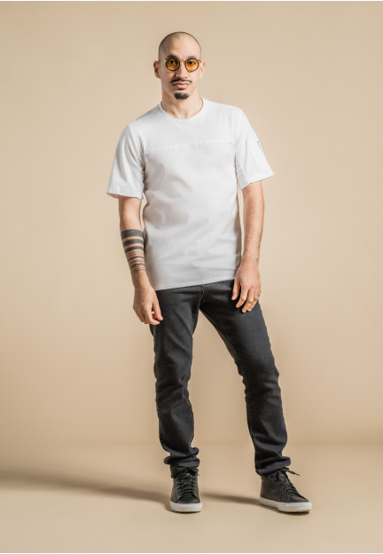 B-SHIRT