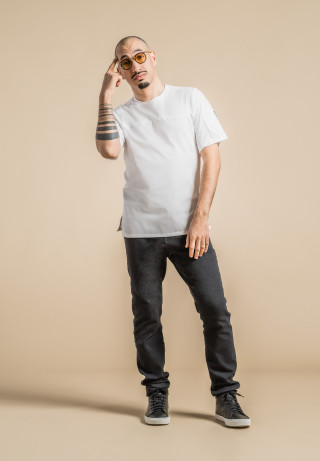 B-SHIRT